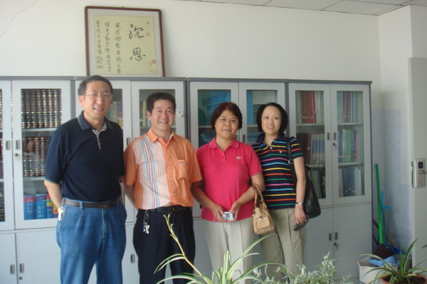 北京理工大学冯金生教授等来我课题组参观